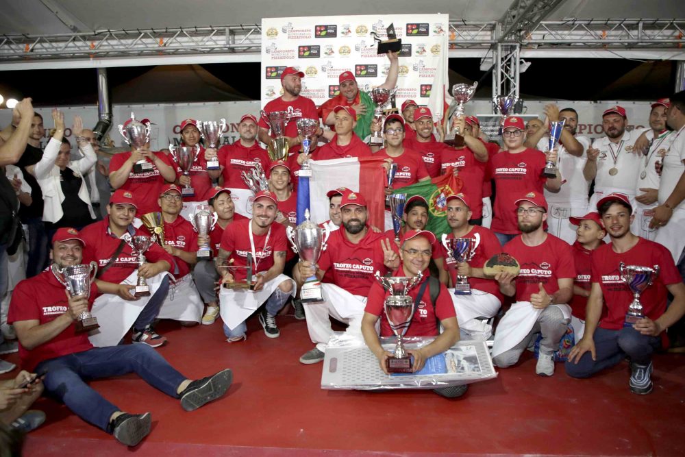 XVII Trofeo Caputo - foto di gruppo dei premiati