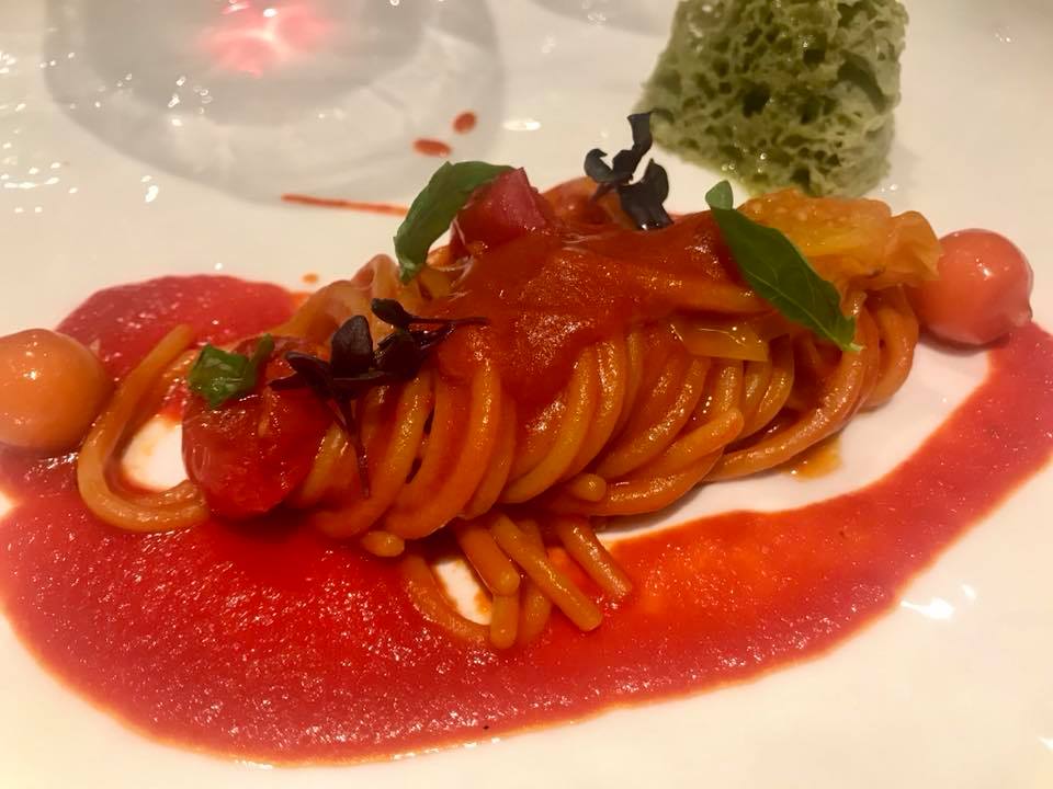 Grand Hotel Parker’s - Pomod'oro . Spaghettone del Pastificio dei Campi con diverse qualita' e consistente dei pomodori campani