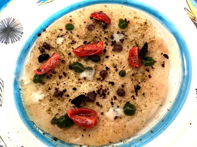 Il Riccio Restaurant - Carpaccio di Spigola alla Puttanesca