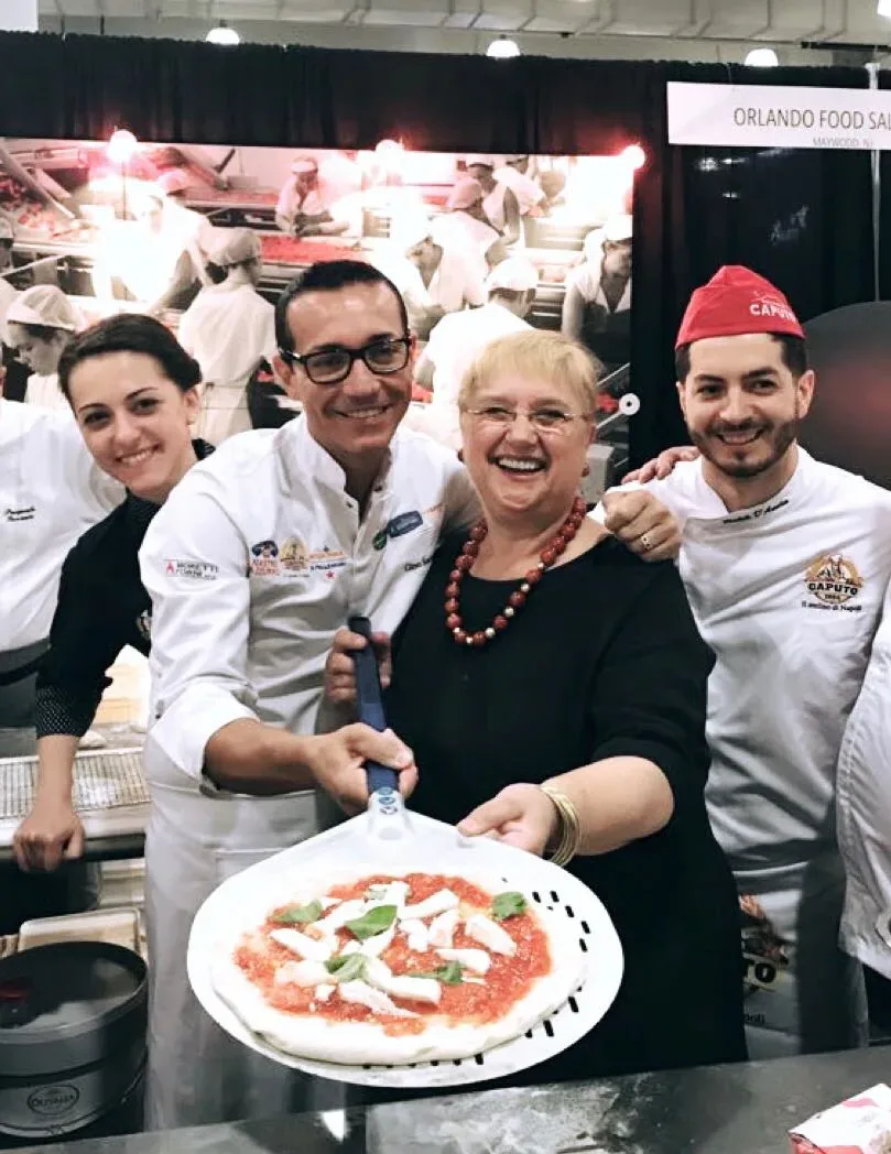 Lidia Bastianich in duetto con Gino Sorbillo