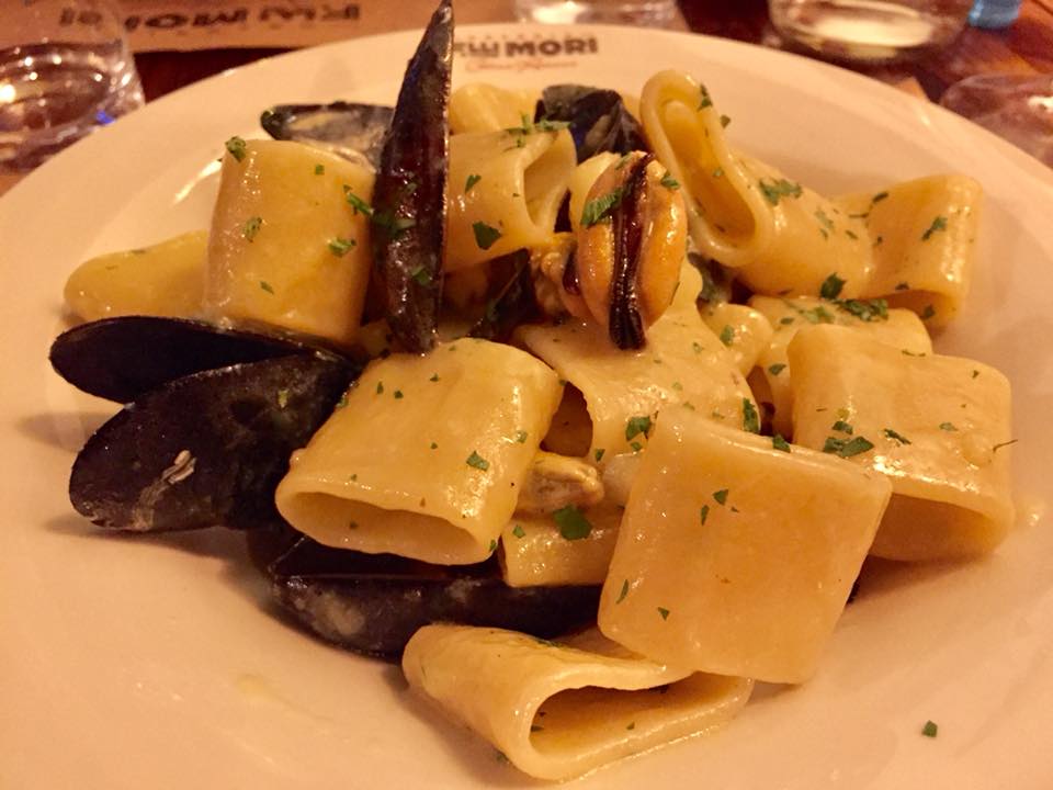 Osteria Fratelli Mori,mezzi paccheri con cozze e patate