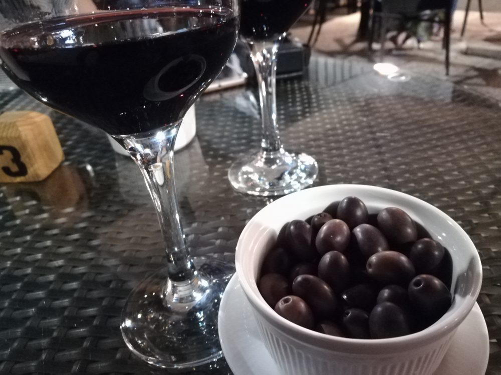 Caffe' Pace - Negroamaro e Olive Pugliesi