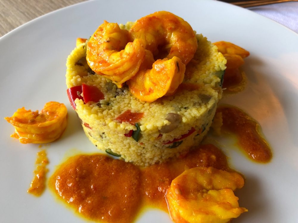 Hotel De La Ville, Riccione, cous cous allo zafferano, verdure e gamberi al pomodoro