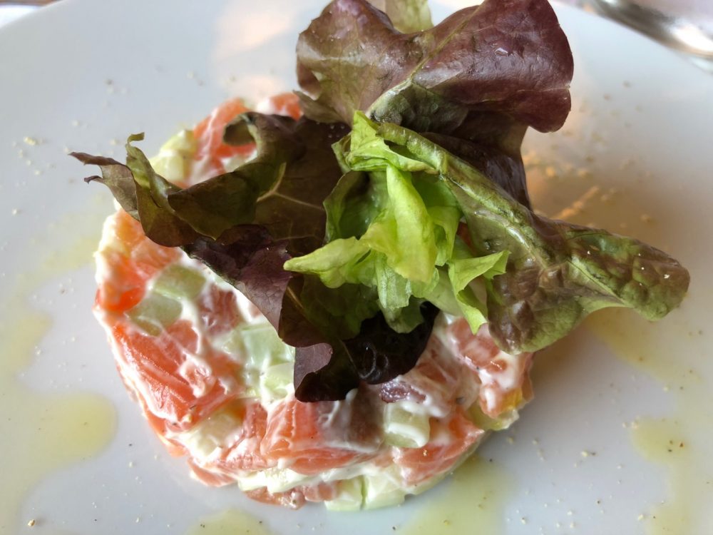 Hotel De La Ville, Riccione, salmone, cetrioli e maionese