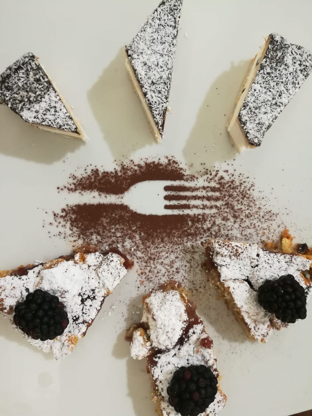 Di Stora - Il Dolce al Cocco e Crostata ai Lamponi artigianali