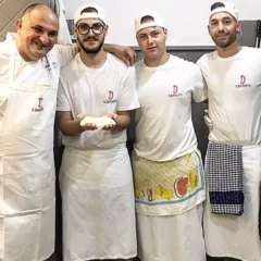 Pizzeria Il Diavoletto - Luciano Freddo e lo staff
