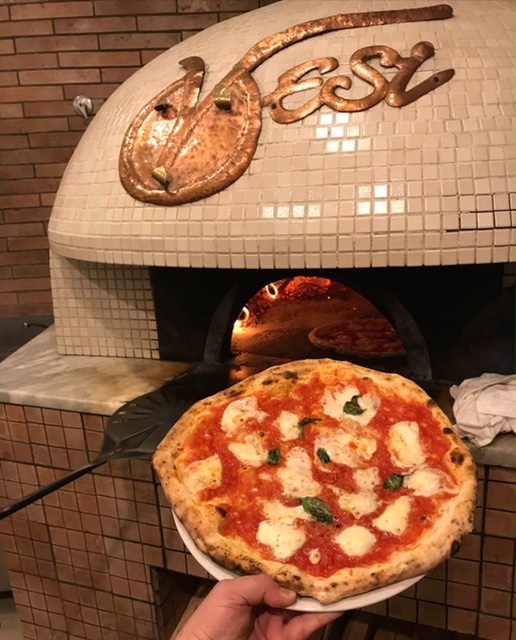 Pizzeria Vesi - Pizza