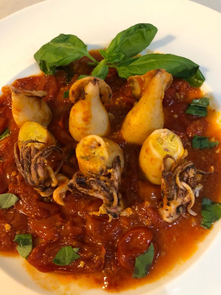 L’Oresteria, Calamari ripieni con il loro ragu'