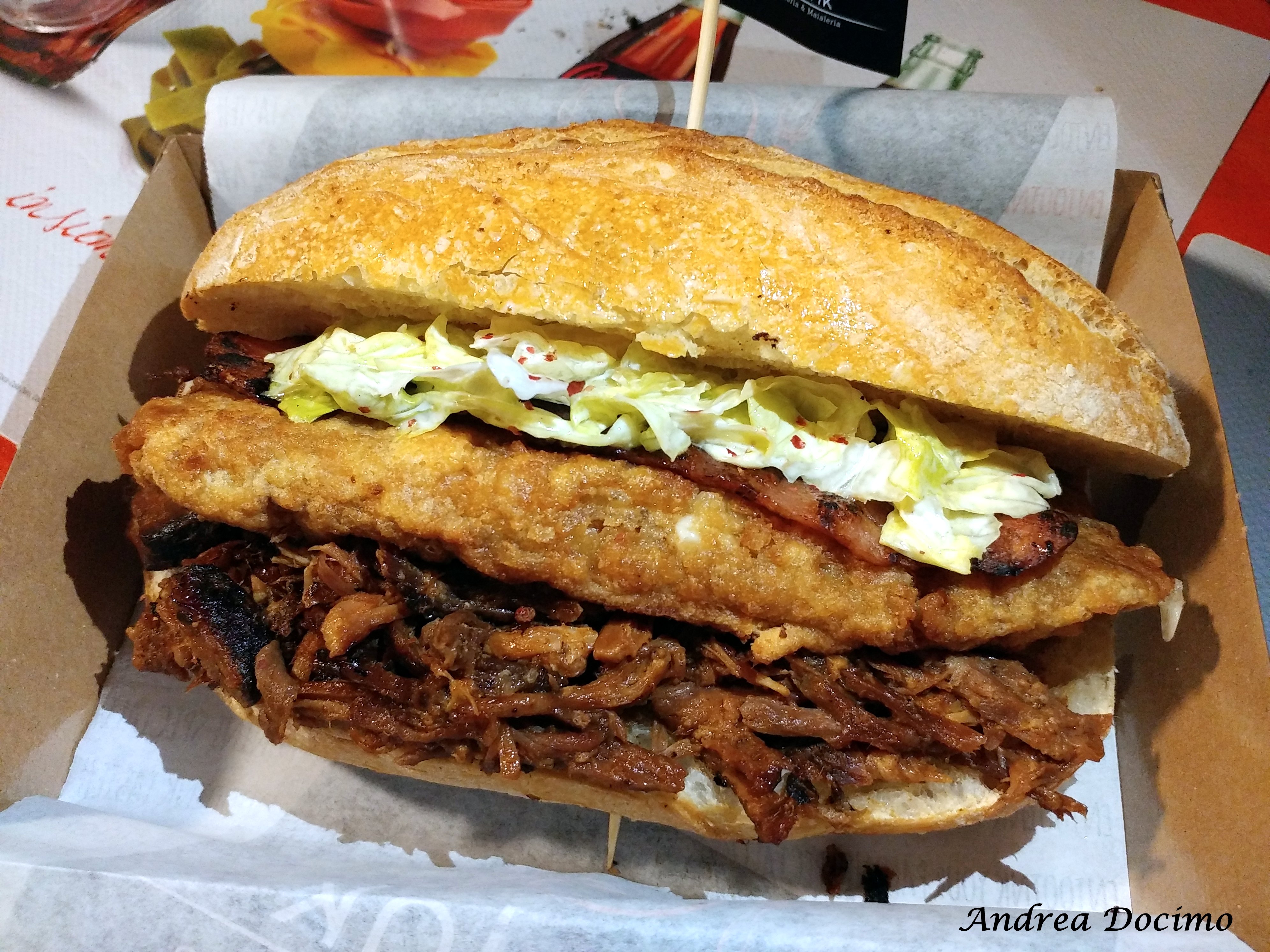Jooink a Giugliano NA. Il panino con le melanzane alla pullastiello