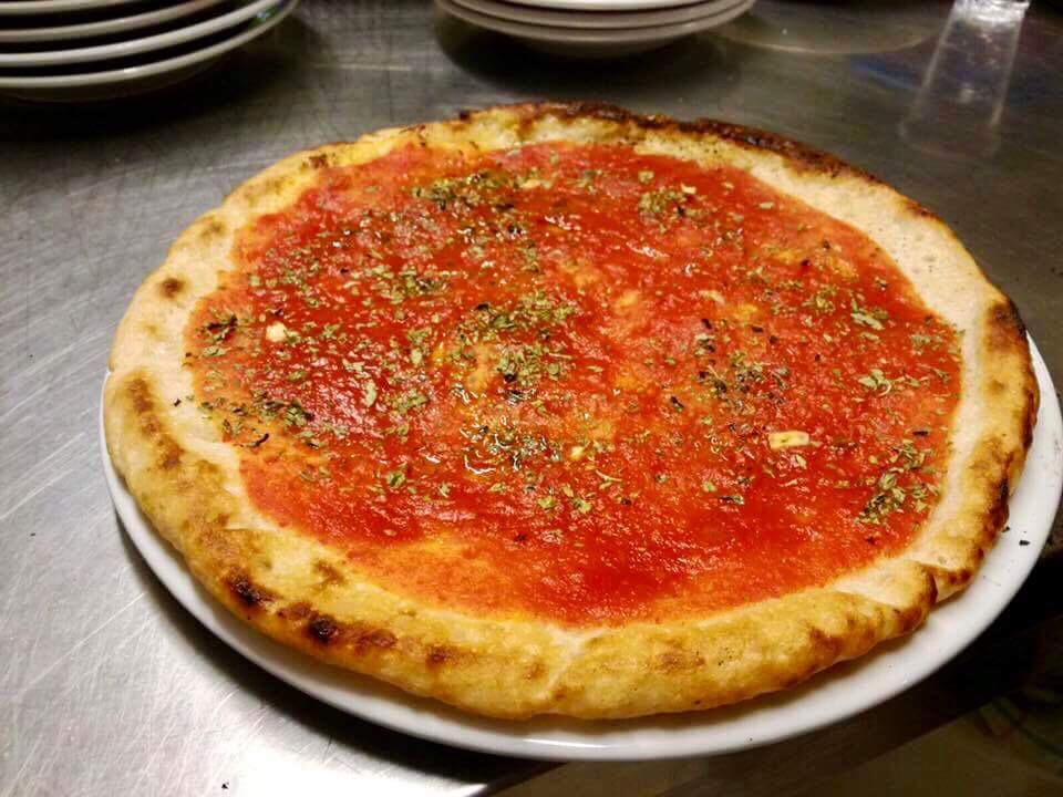 Pizzeria Al Monticello - Pizza Napoletana