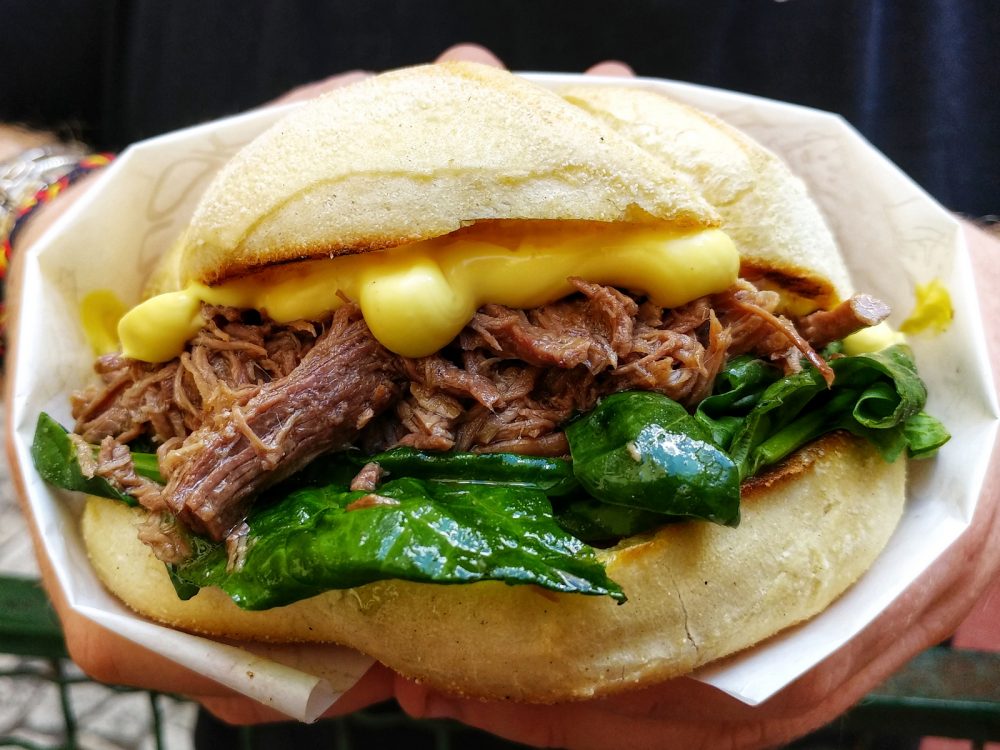 Puok a Napoli. Il panino Bazinga