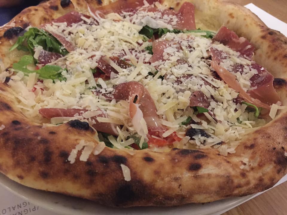 Pignalosa Pizzeria Salerno, la delicata