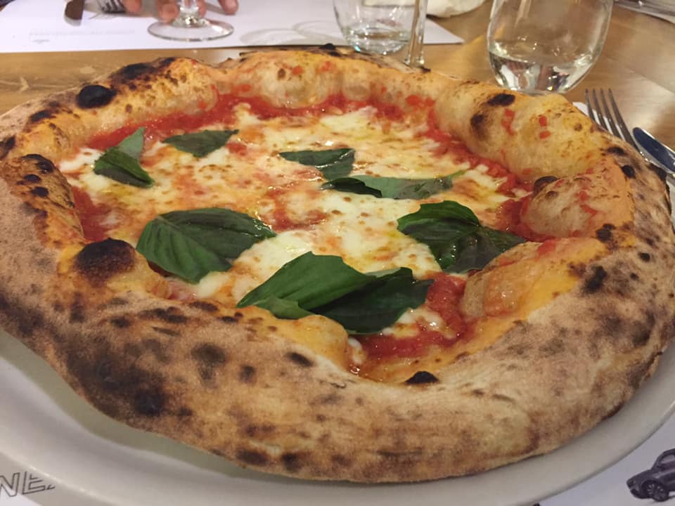 Pignalosa Pizzeria Salerno, la margherita