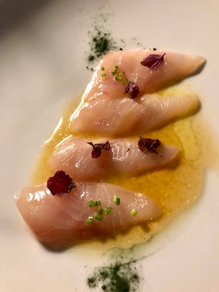 Roji a Nola - Carpaccio di lampuga in salsa ponzu e shiso