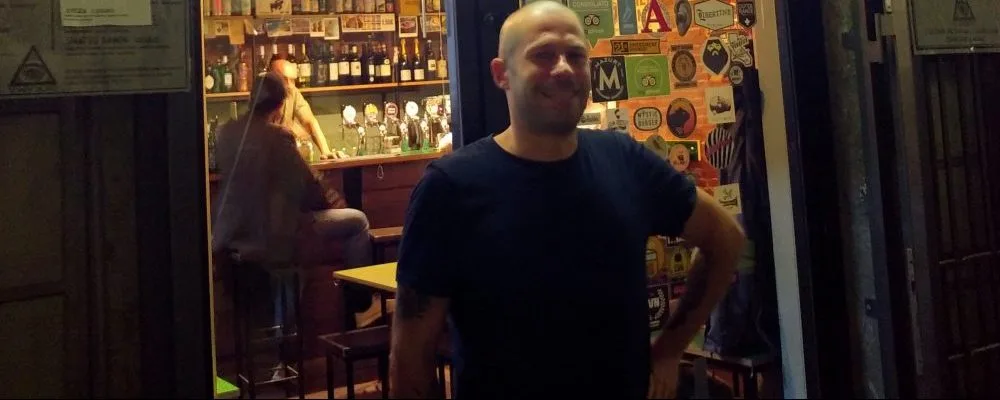 Diorama Pub a Firenze. Il publican Daniele Bertelli