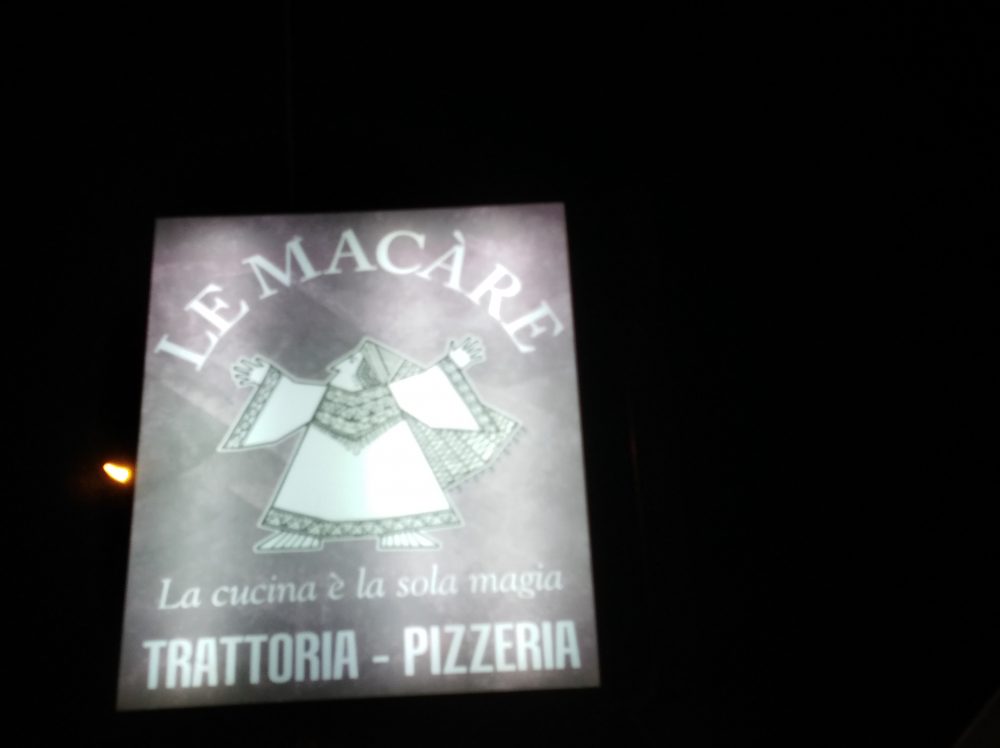 Insegna Trattoria Le Macare di Alezio