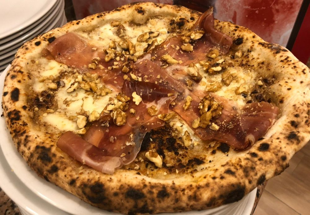 Pizzeria Pulcinella - Pizza Tirolese
