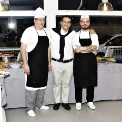 Carlo Varriale con i cuochi