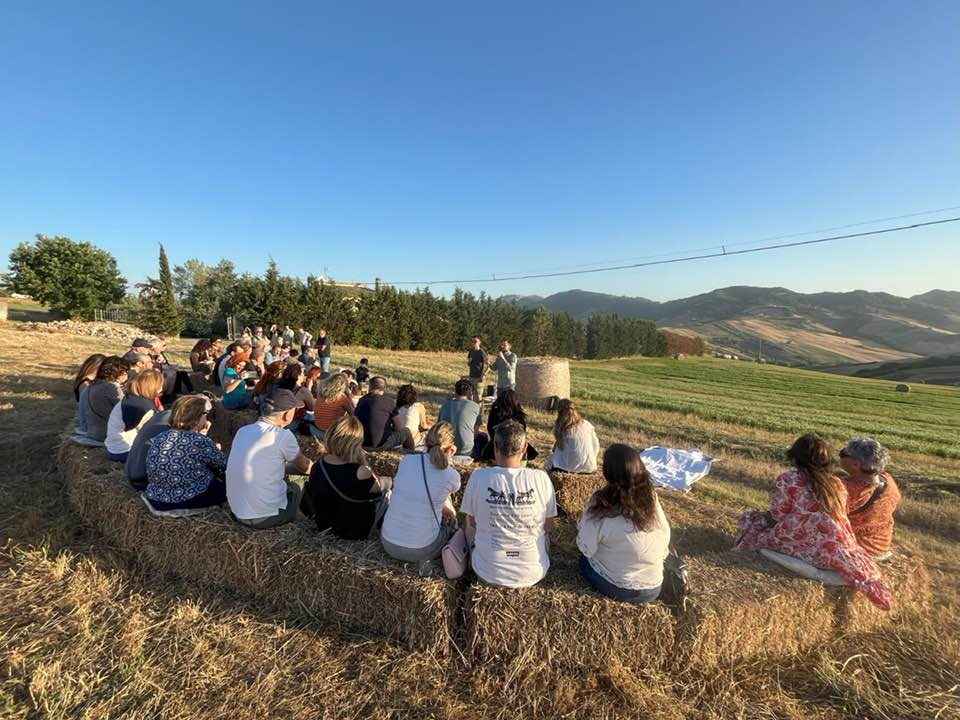 Agriturismo Regio Tratturo- agone filosofico al tramonto