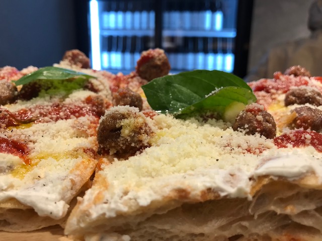 Alveolo Pizza Crunch - particolare dell’alveolatura della pizza