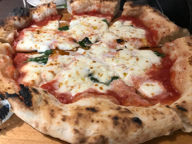 Locanda del Borbone - Pizza Margherita