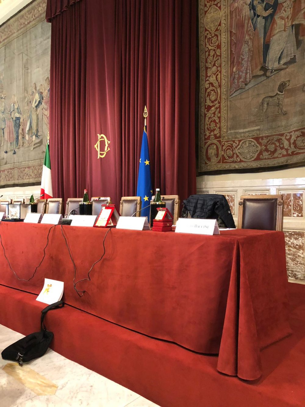 Riconoscimento miglior azienda 2018 -Ristorante Mimi' alla ferrovia Napoli