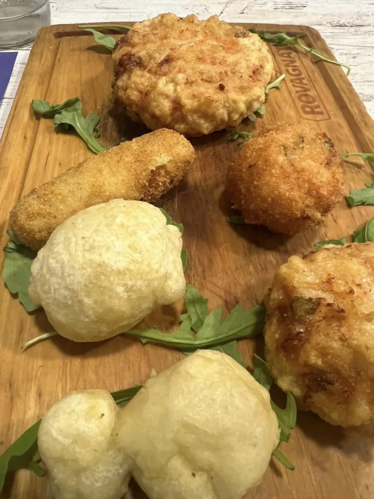 Pizzeria Diametro 33 - I fritti con fritattina grande