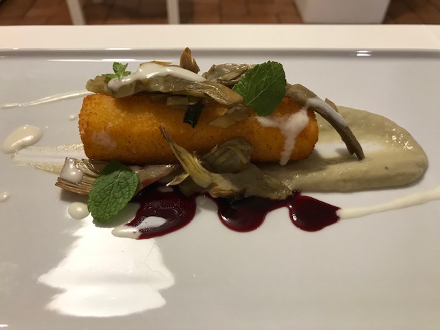 Locanda Radici - Carciofo in doppia consistenza, crocchè di grana padano 24 mesi e salsa al mosto cotto