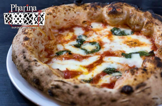 Pizzeria Pharina - Pizza Margherita