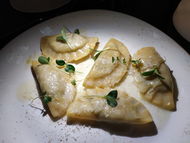 Ristorante Sette, Ravioli ripieni di brasato