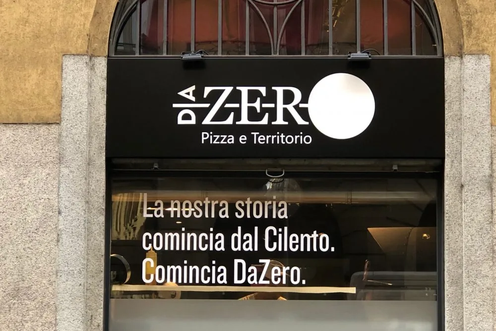 Da Zero, l'insegna su Via dell'Orso