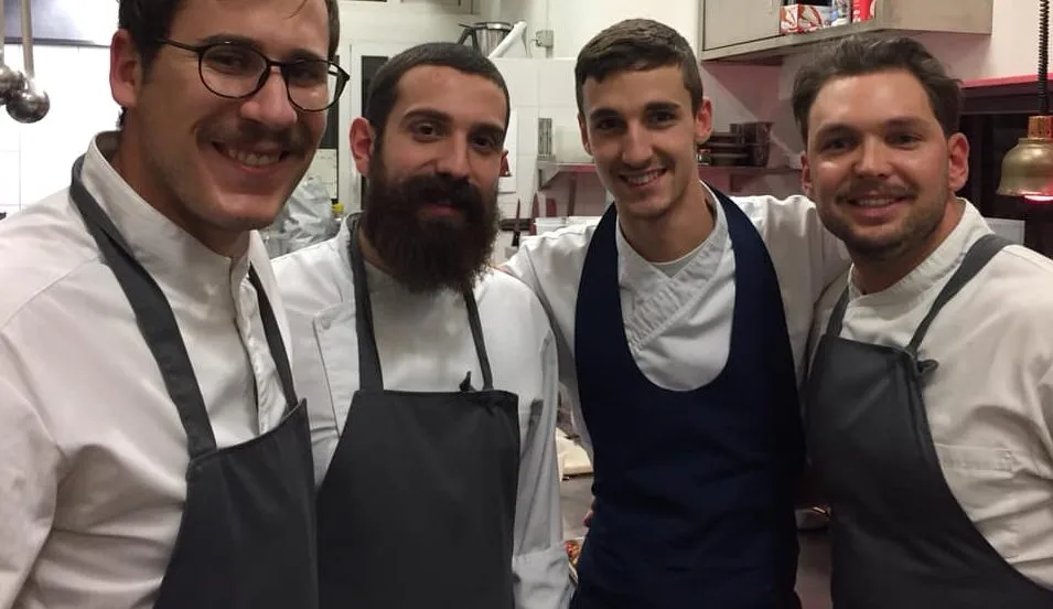 Marzapane, la squadra in cucina