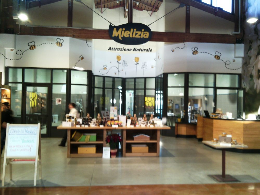 FICO, Lo stand dedicato al miele e alle api