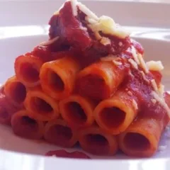 Candele spezzate con il Ragu' della Locanda 4.0