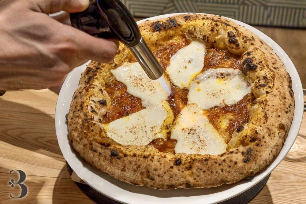 I Borboni, Pontecagnano, cuochi, pizzaioli e fiamme