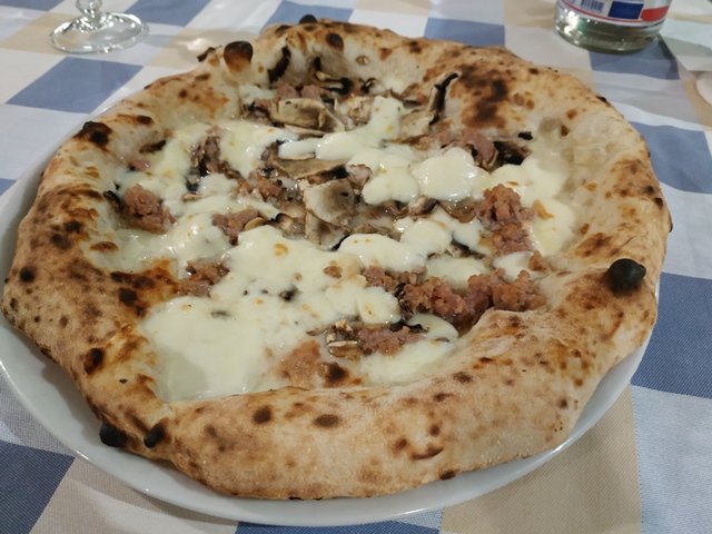 La pizza Golfo di Napoli