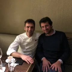 Lo chef Antonio D’Angelo di Nobu Milano e l’enologo Maxence Dulou di Ao Yun