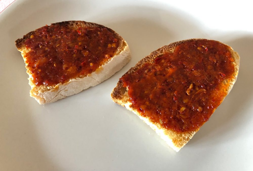 'Nduja e bruschette di pane toscano