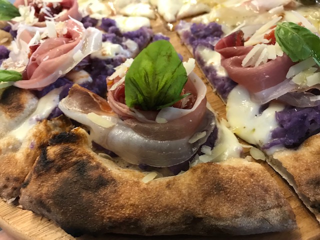 Pizzeria Daniele - Pizza Violetta