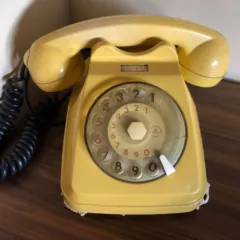 Una volta bastava sollevare la cornetta…