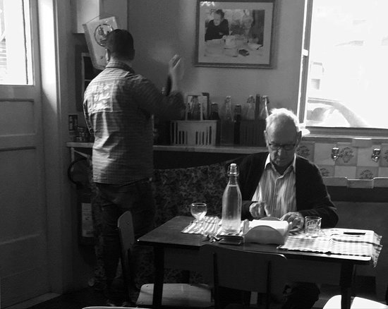 ‘O Vicolo ‘e l’Alleria - scavando e cercando nel...