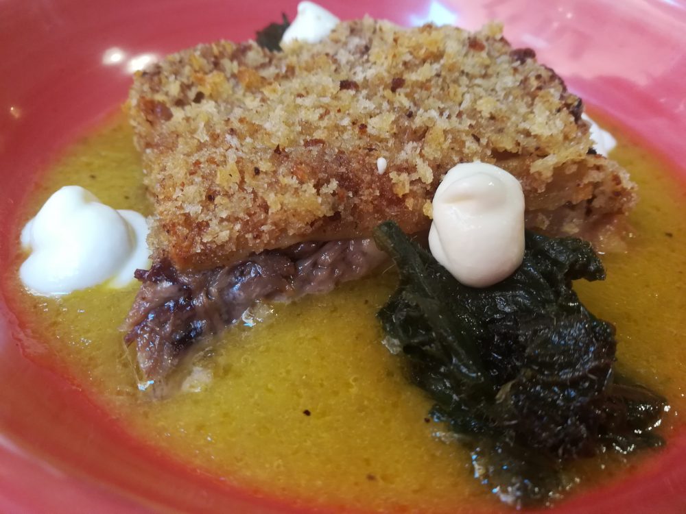 Existo - Lasagna con Manzo e Provola fritta, Datterino Giallo, Stracciata e Borragine