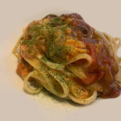 Linguina aglio, olio, peperoncino e ricci di mare