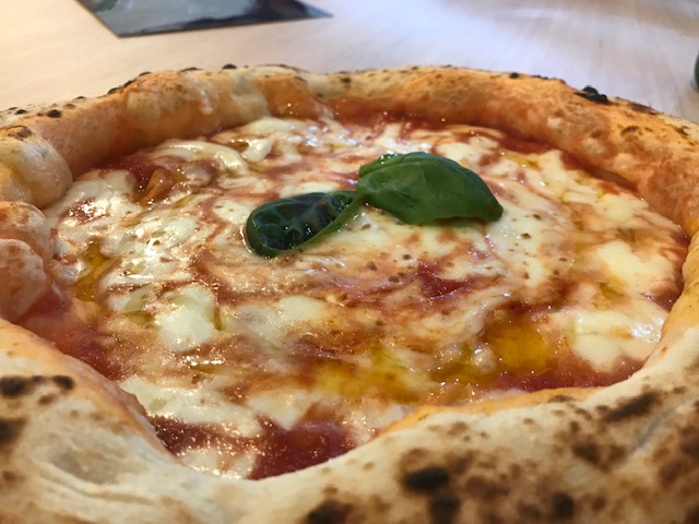 Pizzeria Da Salvatore - Pizza Margherita