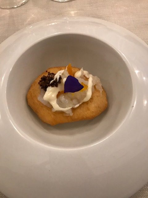 Ristorante Autentica - Montanarina fritta, farcita con baccala', cioccolato amaro, ricotta e albicocche del Vesuvio