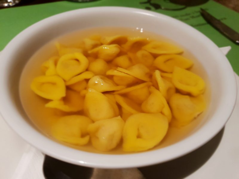 La Sangiovesa - cappelletti in brodo di cappone