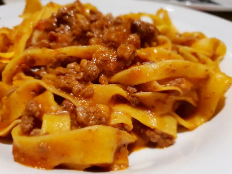 Tagliatelle al ragù romagnolo de La Sangiovesa