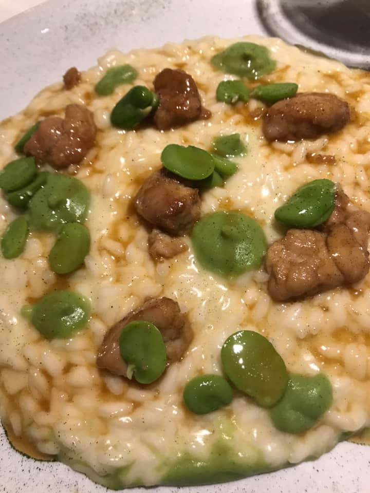 Il Faro Di Capo D'orso Risotto mantecato con pecorino, favette e animelle di aggnello