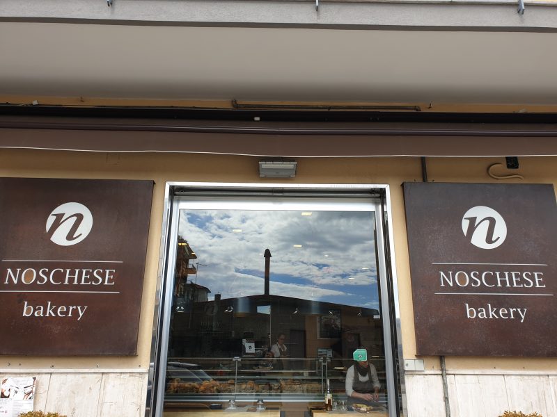 Ingresso di Noschese Bakery