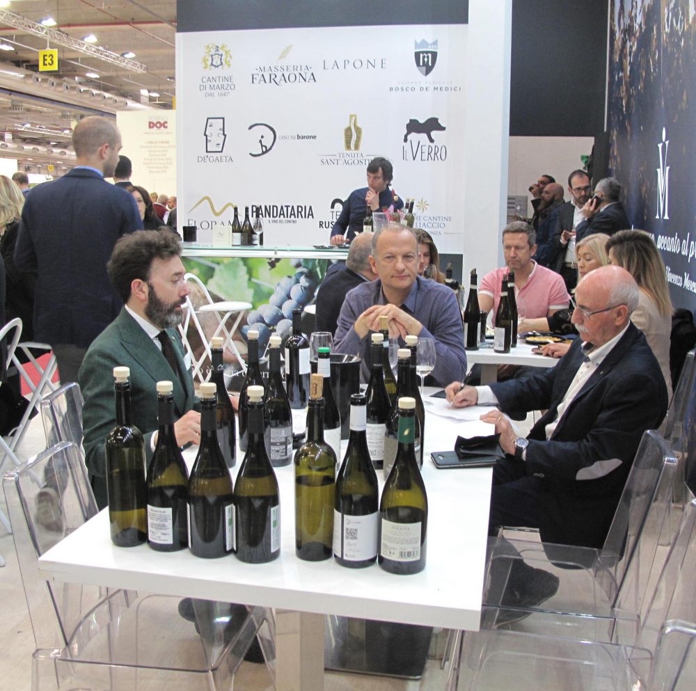 Degustazione vini Le Ali di Mercurio a Vinitaly